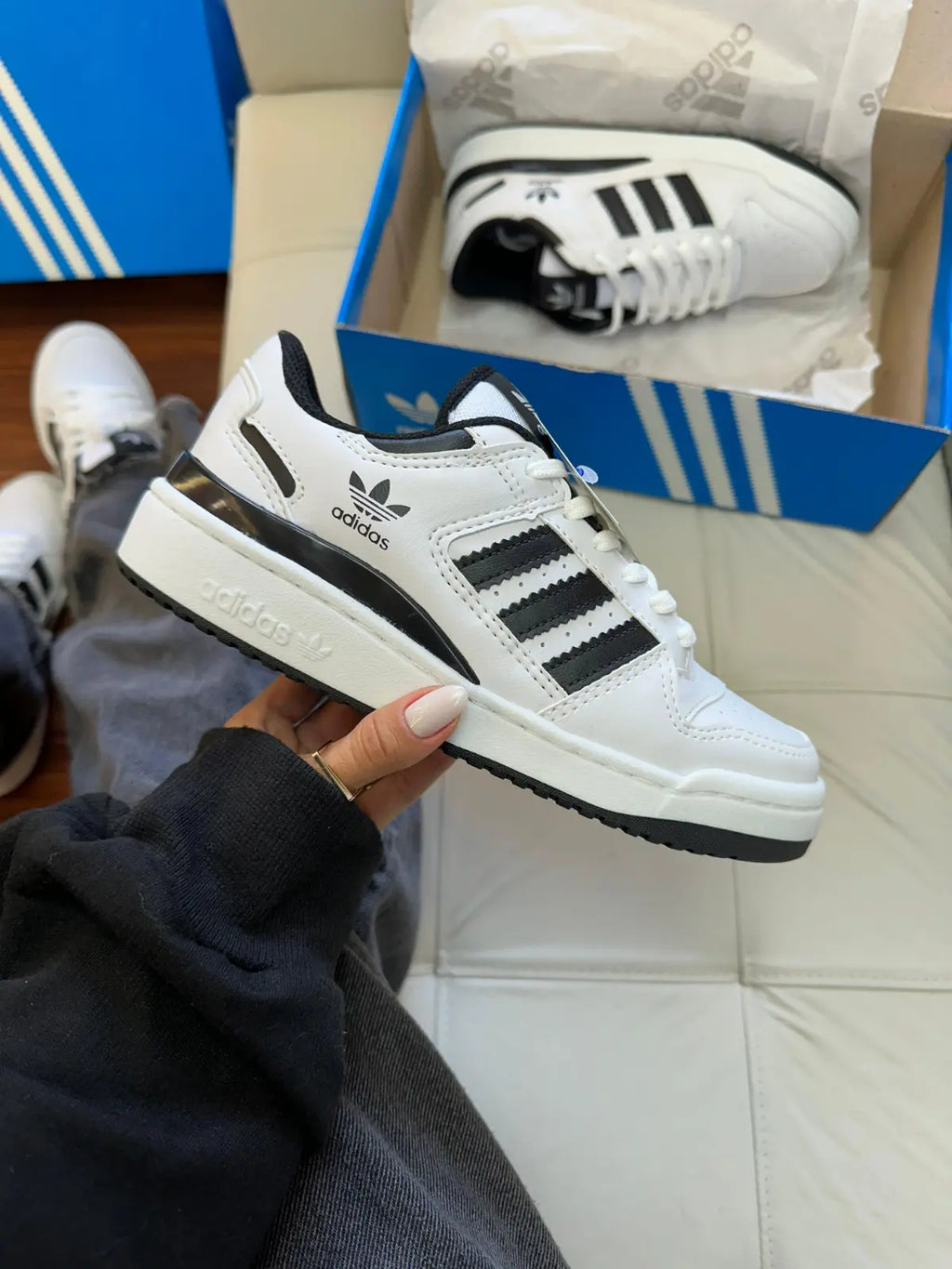 Adidas Forum Low Branco e Preto